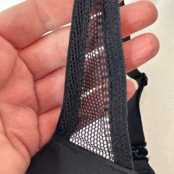 Maidenform 36DD Mesh Straps Push Up Underwire Black Bra RN 15763 - Picture 3 of 8